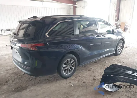 2021 Toyota Sienna Le from USA, damaged, VIN 5TDKRKEC3MS070561